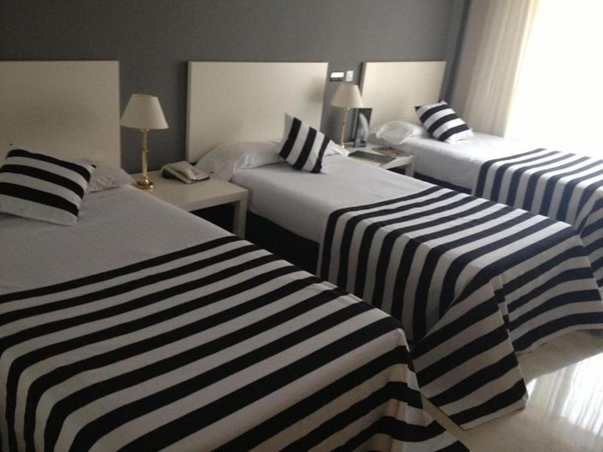 Esentia Togumar - Triple 3 Adults Hotel - Madrid — Foto 2